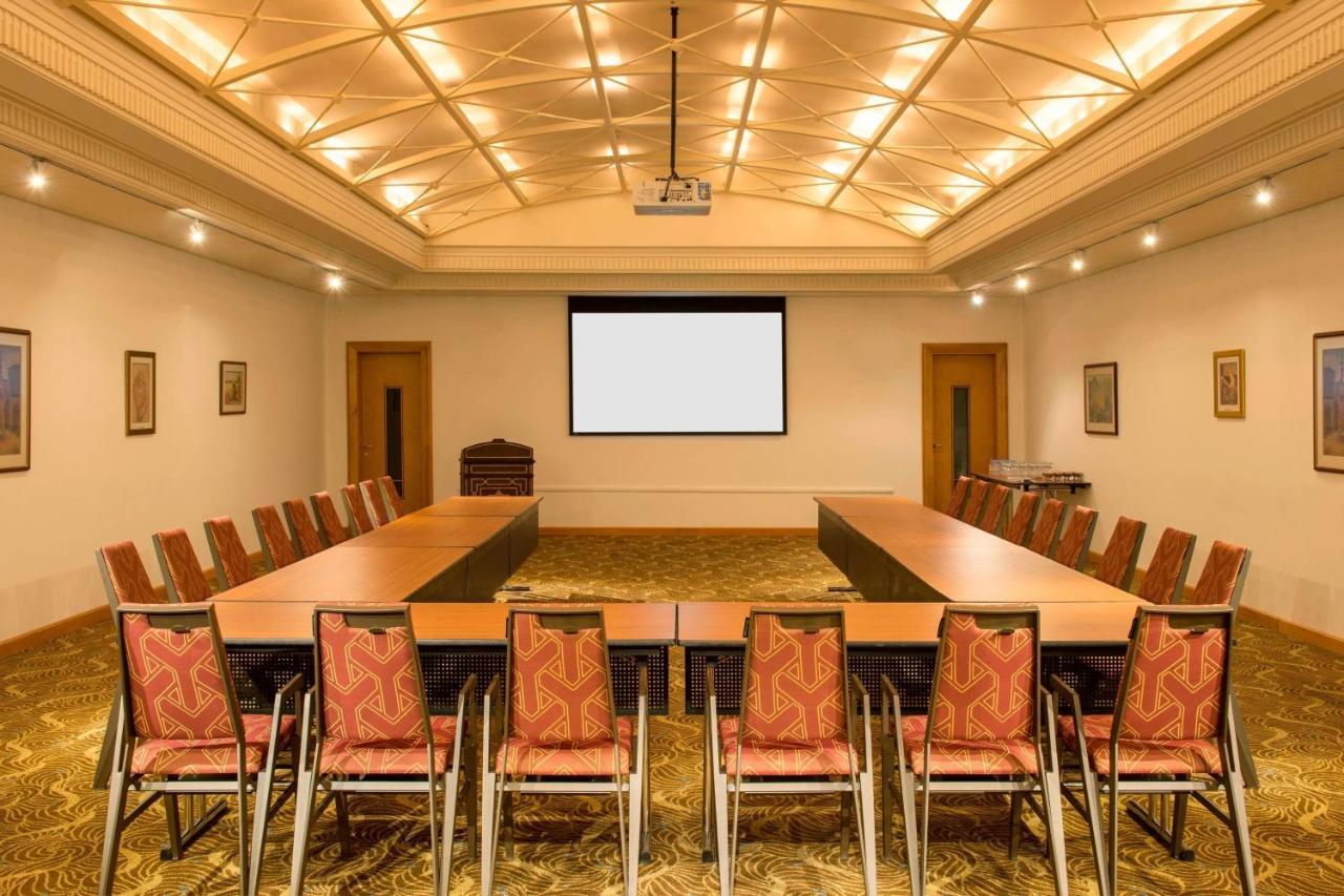 Sheraton Amman Al Nabil Hotel Экстерьер фото